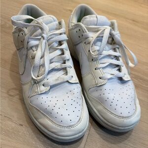 Nike Dunk Low White/Cream Athletic Sneakers Womens 9.5
